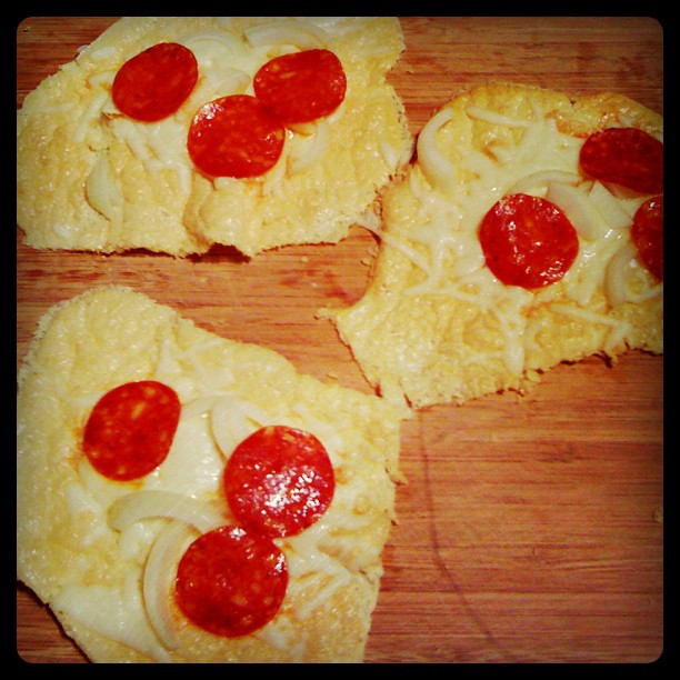 Oopsie bread pizza I made last night – they’re more filling than they look!