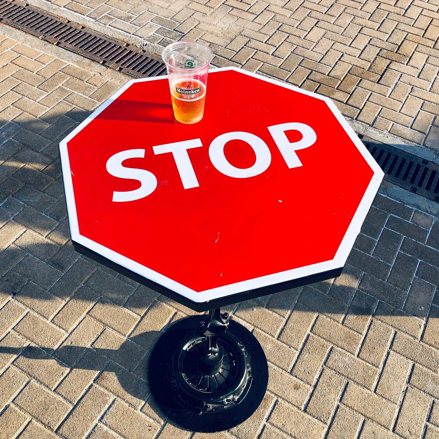 Stop? It’s me first pint! #abudhabigp2019 #yasmarinacircuit #f1